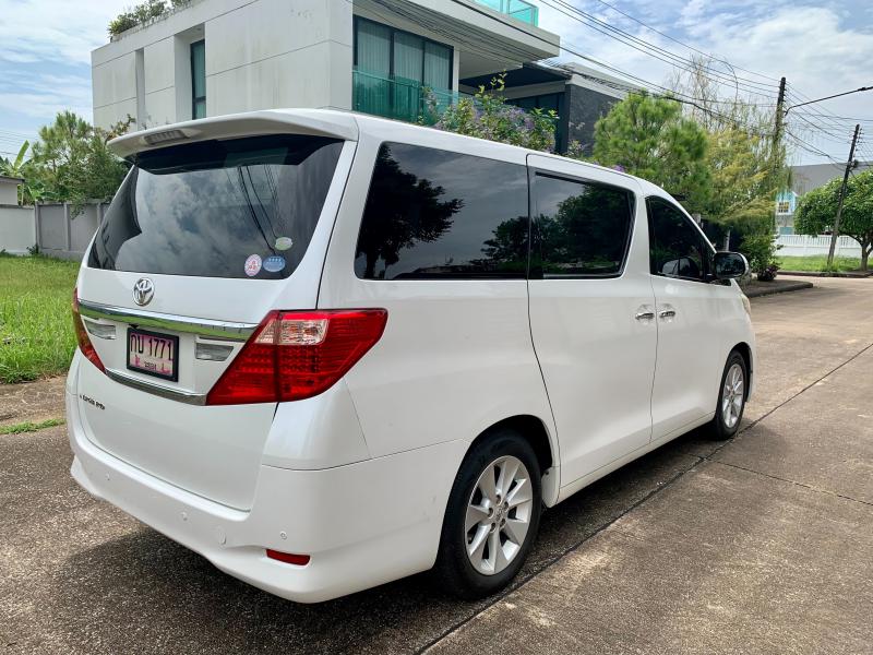 TOYOTA Alphard 2012