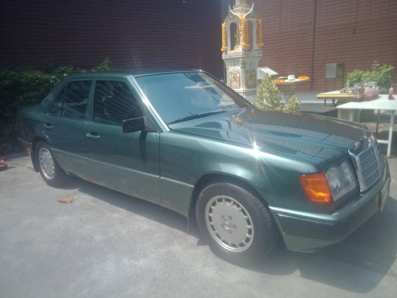 BENZ 300E 1991