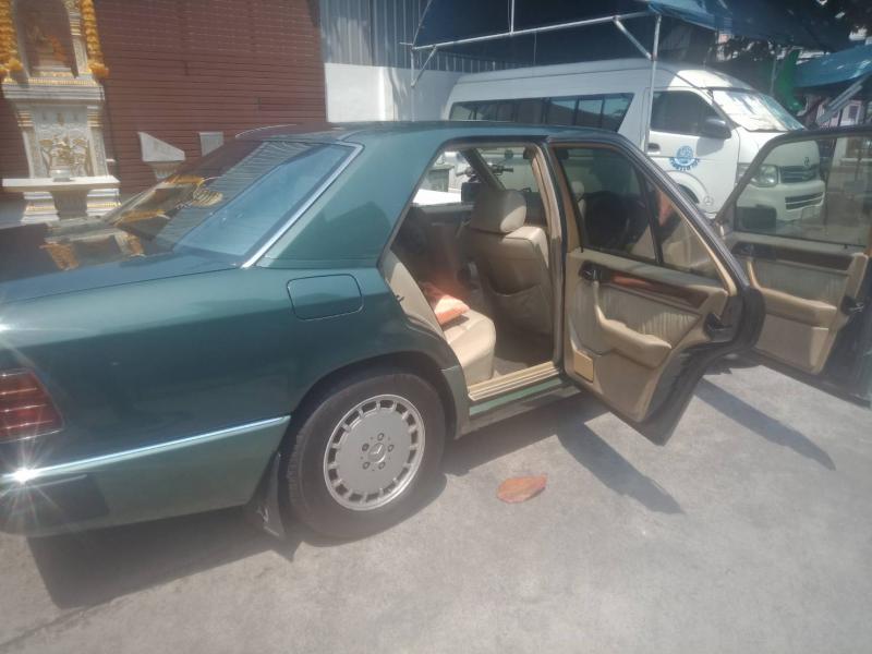 BENZ 300E 1991