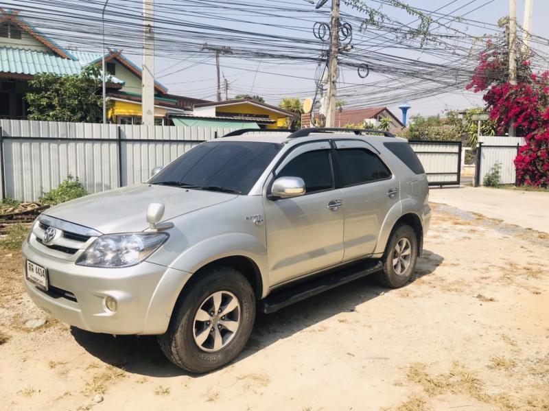 TOYOTA Fortuner 2006